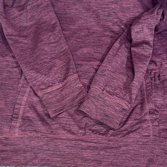 01. ALGO Performance Heathered Cranberry Hoodie [M21] - Picture 7 of 9